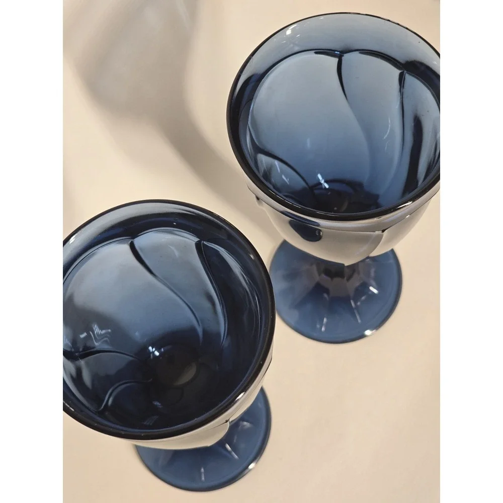 Set Of 2 Vintages Noritake Sweet Swirl Dark Blue Water Goblets 8 Oz Glasses